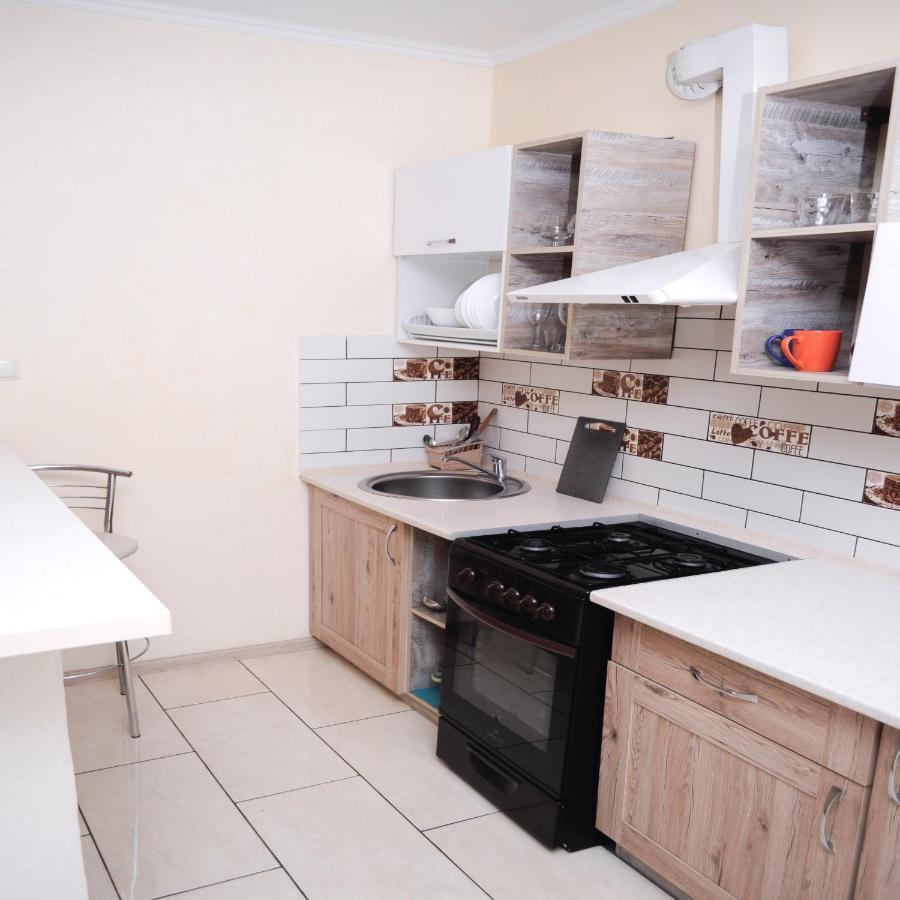 Залізнична 49 "Хочу Цю!" Apartment Ivano-Frankivsk Exterior photo
